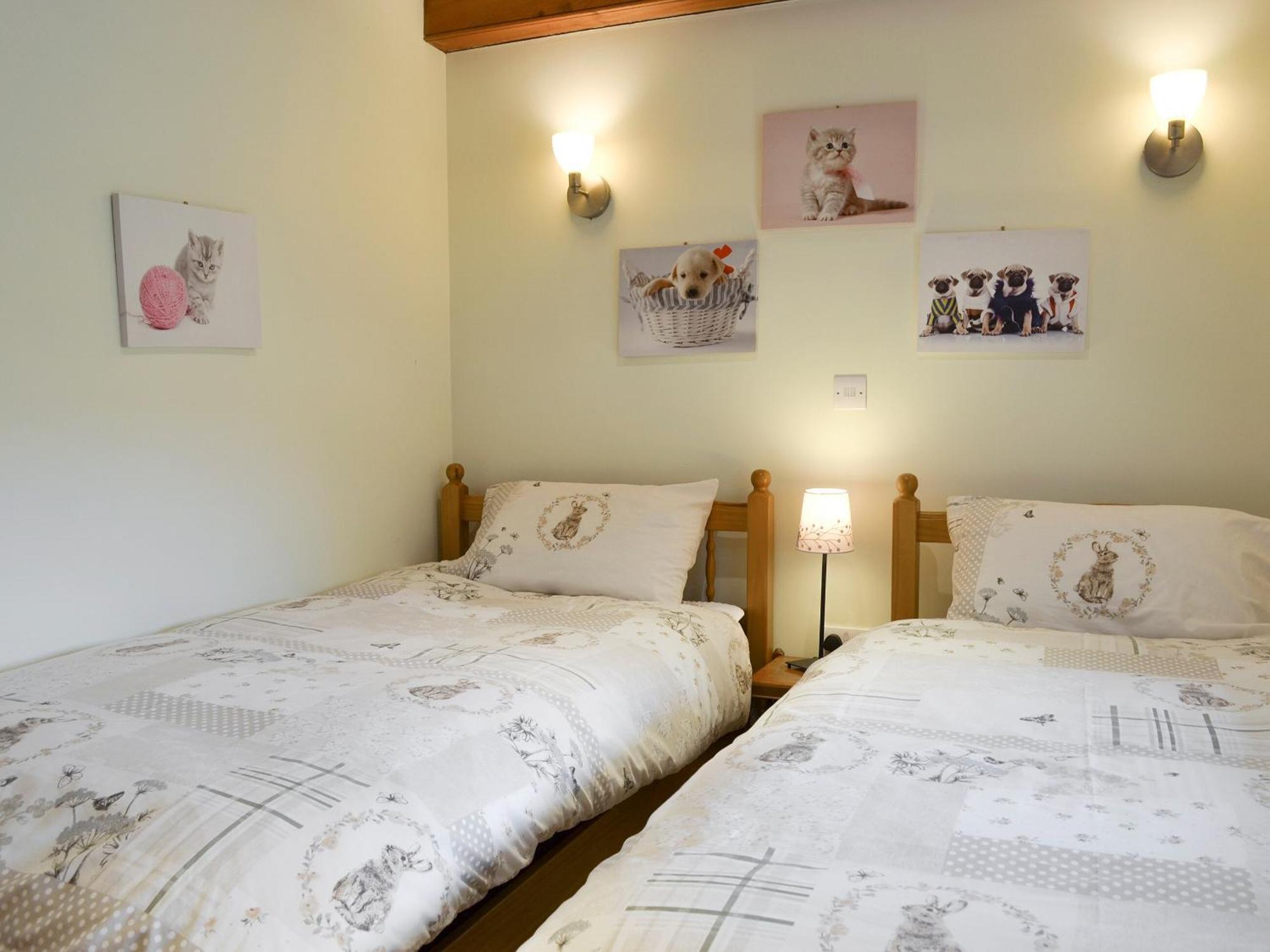 Walled Garden Lodge Ryehill Bagian luar foto