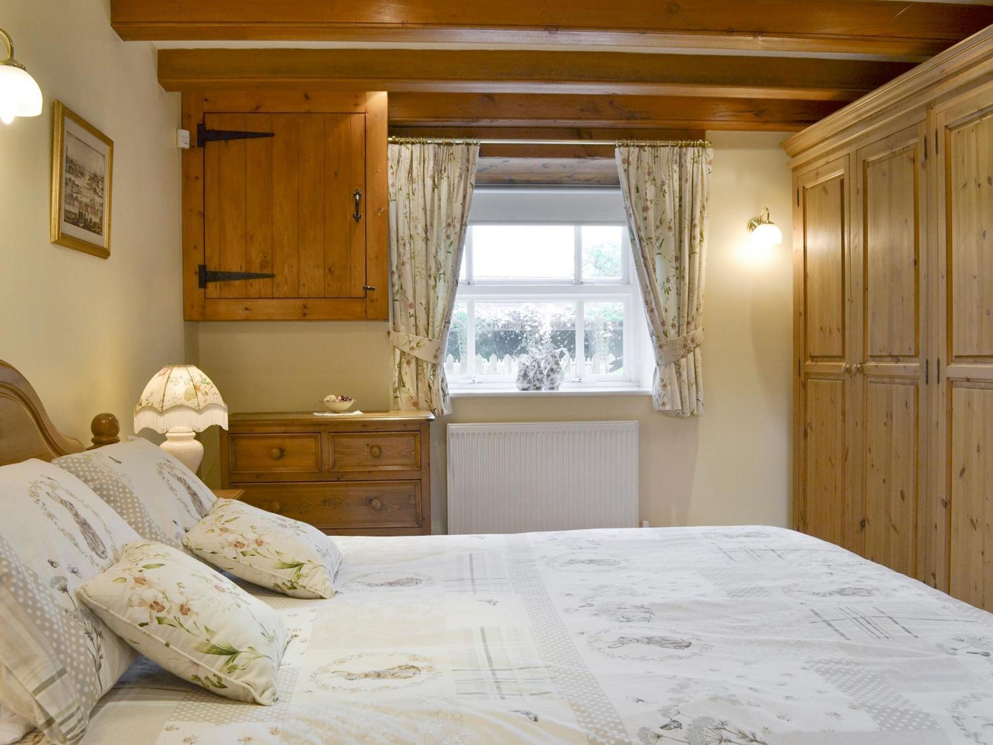 Walled Garden Lodge Ryehill Bagian luar foto